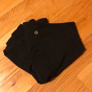Lululemon Black leggings size 4, thicker material